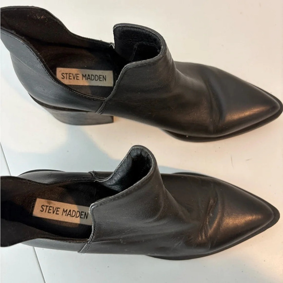 Steve Madden Black leather ankle boots with pointed toe Size-7 - Picture 3 of 6